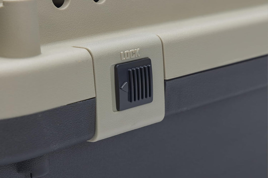 Karlie Flugzeugbox Nomad L: 51 cm B: 33.5 cm H: 33 cm XS < 5,00 kg Frontloader Gr. XS - L: 51 cm B: