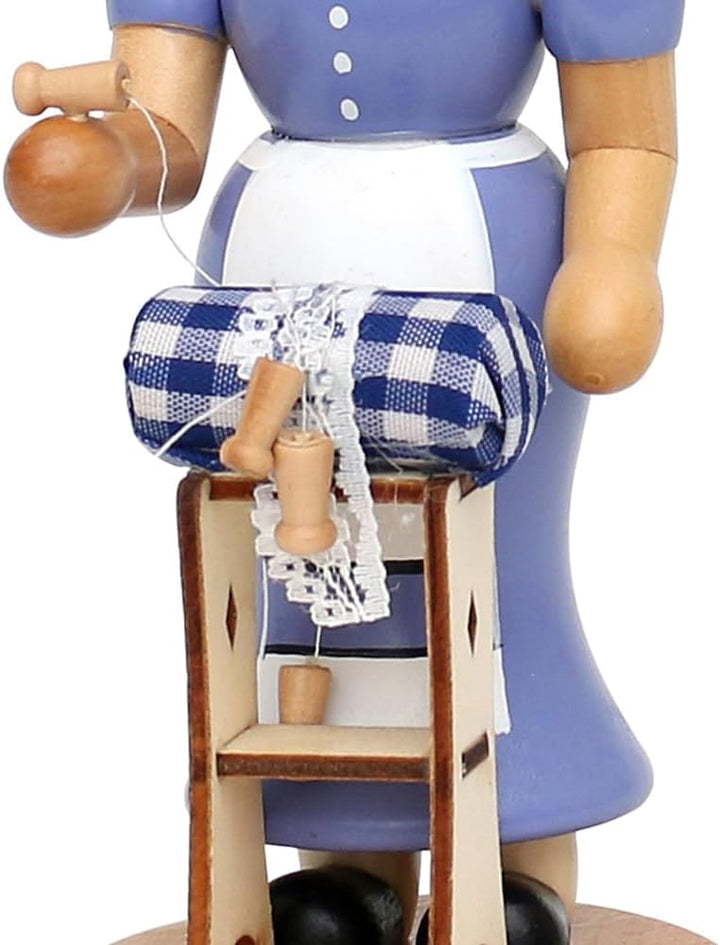 Dekohelden24 Räucherfrau als Klöpplerin als ca. 19 cm, Klöpplerin