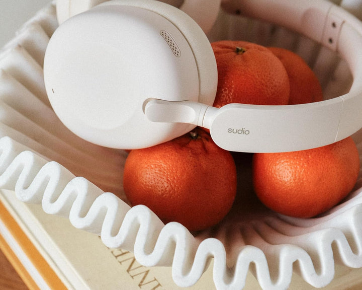 sudio K2 White, Over-Ear Headphones, hybrid Active Noise Cancellation, mit integriertem Mikrofon, La