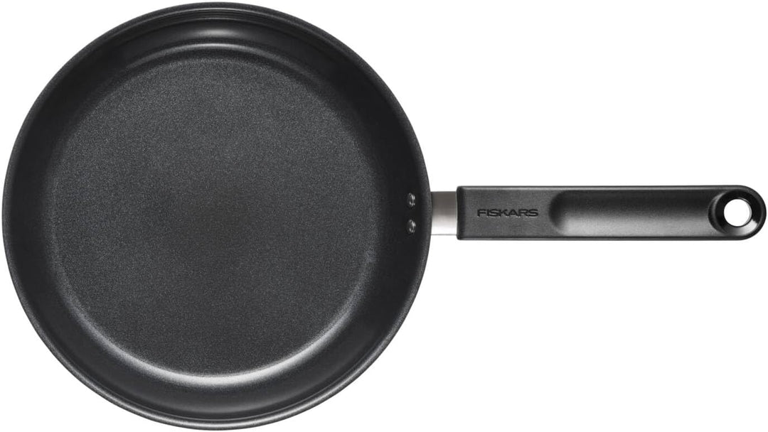 Fiskars Bratpfanne, Ø 24 cm, Beschichtete Pfanne, Für alle Kochfelder geeignet, Recycelter Edelstahl