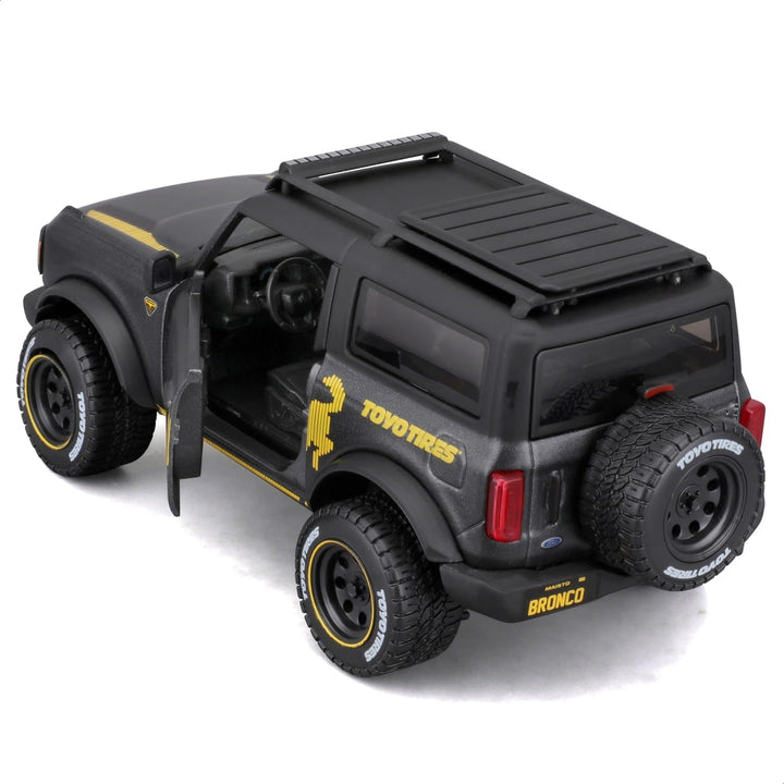 Maisto Ford Bronco Badlands Off-Road Series (2021): Modellauto im Massstab 1:24, Türen beweglich, gr