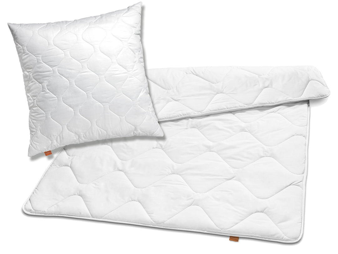 sleepling 192808 Bettwaren Set | Kopfkissen 80 x 80 cm + Winter Bettdecke 155 x 220 cm | warme Winte