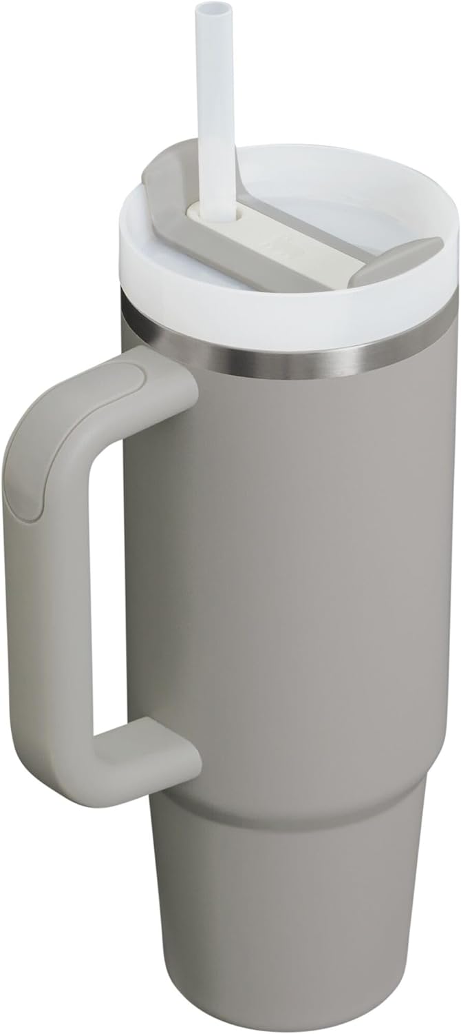 Stanley Quencher H2.0 FlowState vakuumisolierter Trinkbecher aus Edelstahl mit Deckel und Trinkhalm,
