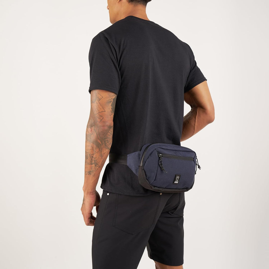 Chrome Industries Hüfttasche mit Reissverschluss, 2,4 Liter, Fog, 3 L 3 L Fog, 3 L Fog
