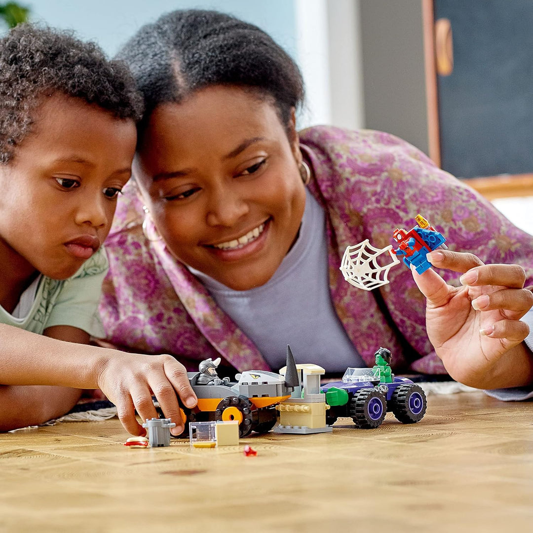 LEGO Marvel Spidey und Seine Super-Freunde Hulks und Rhinos Monster Truck-Duell, Spider-Man-Set, Sup