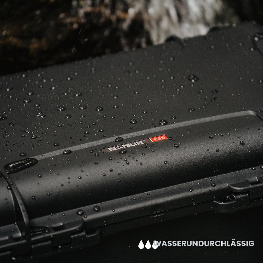 NANUK 935 – Wasserdichter Hartschalen-Schutzkoffer für Kameras, mit gepolsterten Trennwänden (25,1 c