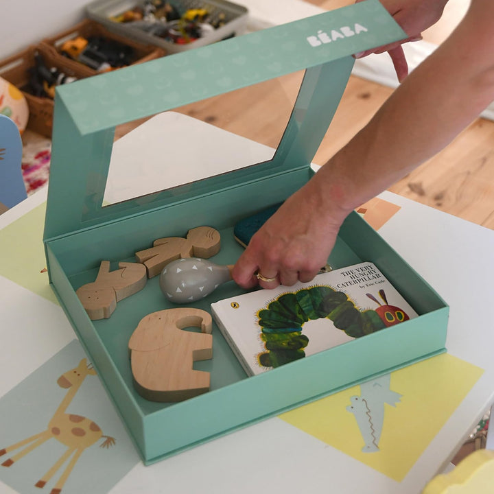 BÉABA Baby-Essensset Geschenkset ab 4 Monaten – Edelstahl-Teller mikrowellengeeignet, Ergonomisches