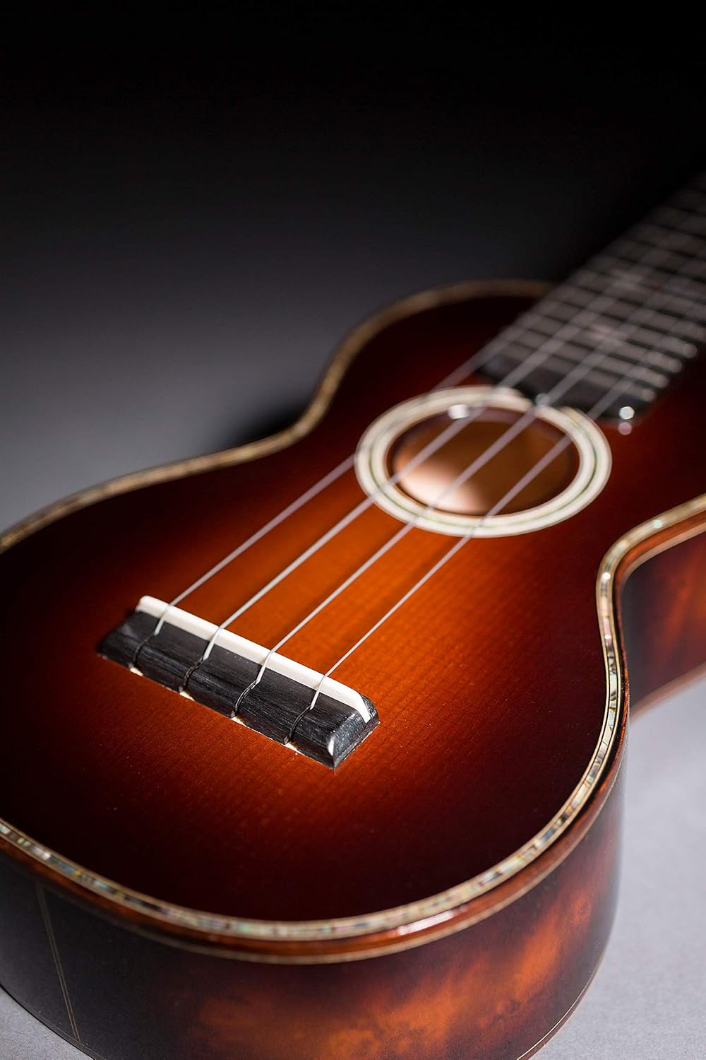 MARTIN Ukulele-Saiten Baritone, klares Fluorocarbon, Stimmung C, Zug Standard 220 (M630) Fluorocarbo