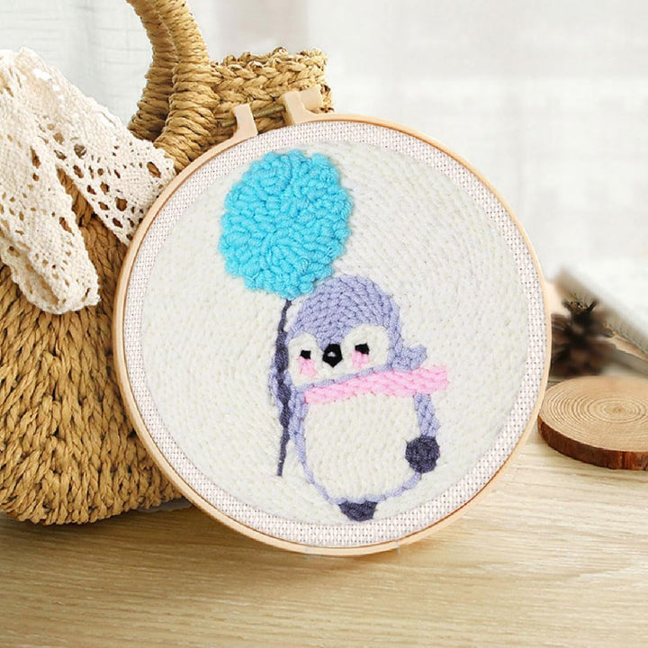 Figured'Art Punch Needle Set für Erwachsene - Stickerei, ideal für Anfänger - Pinguin mit Löwenzahn