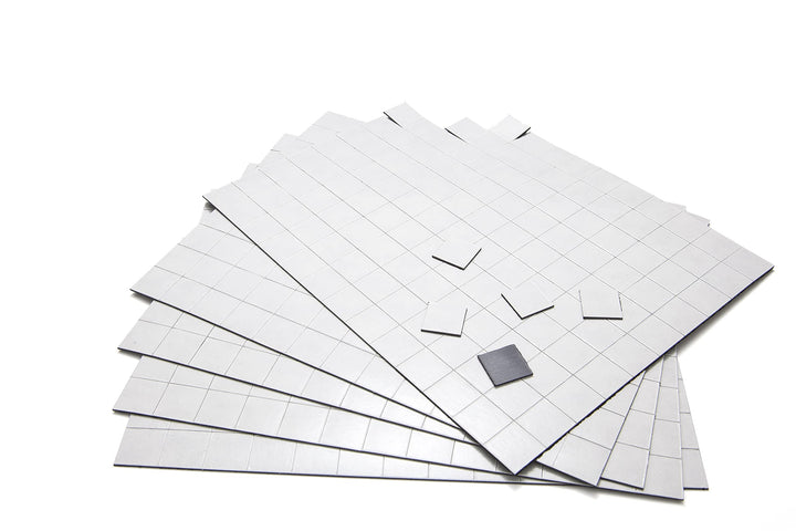 Selbstklebende Magnetstanzteile 650 Stück auf 5 Bögen, 15x15mm – selbstklebend, Magnetplättchen klei