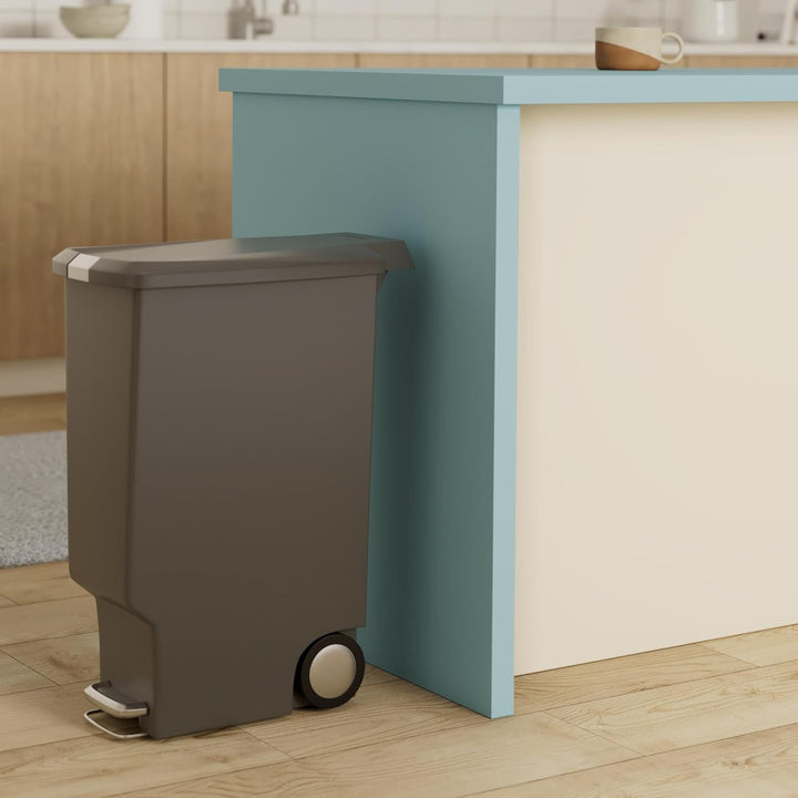 simplehuman CW1363 40 Liter, schmaler Treteimer, Mülleimer Küche, Abfalleimer, Mülltrennsystem, Müll