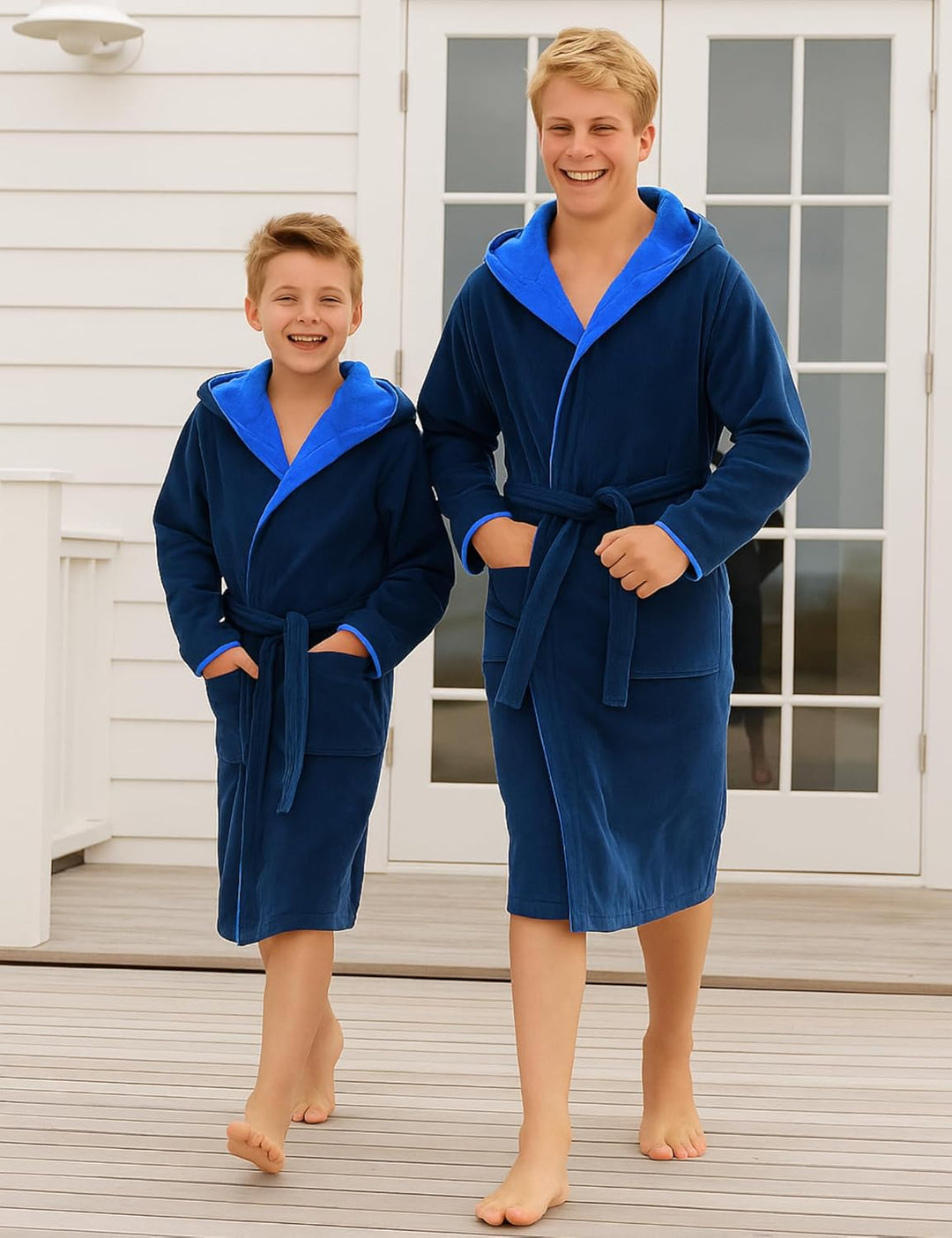 Morgenstern Bademantel Kinder &amp; Teenager I Kapuze I 100% Baumwolle I Frottee Velours I Lang 134-140