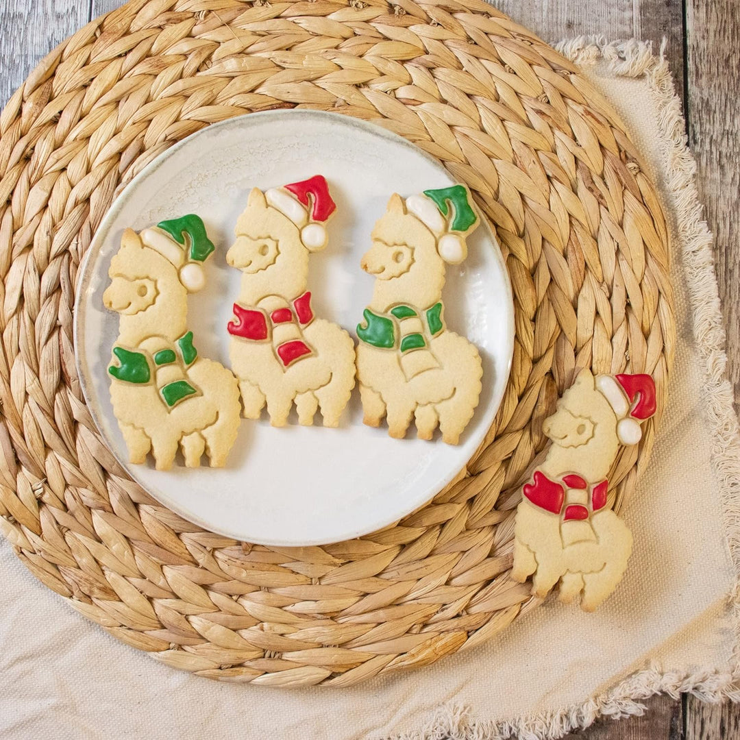 Satz von 2 Weihnachtstier Ausstechformen (Formen: Alpaka und Baby Pinguin), 2 Teil