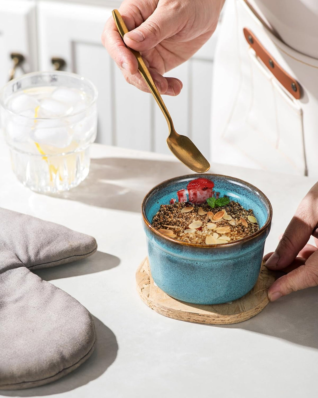 HENXFEN LEAD 4 Stück Soufflé Förmchen, 240mL Creme Brulee Schälchen Kleine Auflaufformen, Mini Aufla