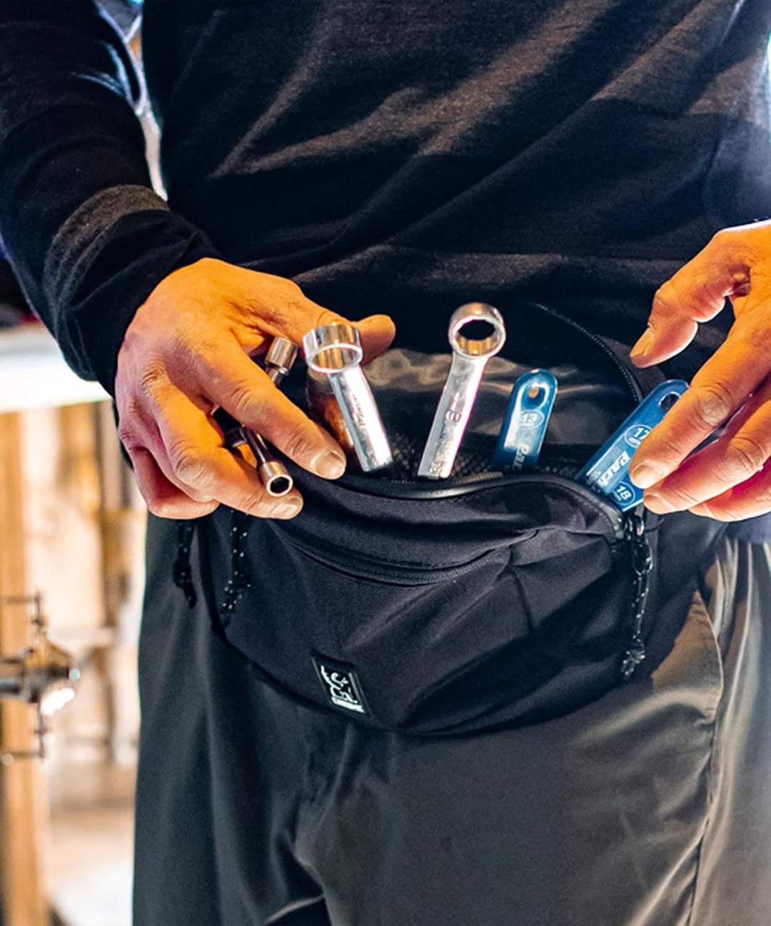 Chrome Ziptop Waistpack, 3 Liter, Black BK 3 Liter Black Bk, 3 Liter Black Bk