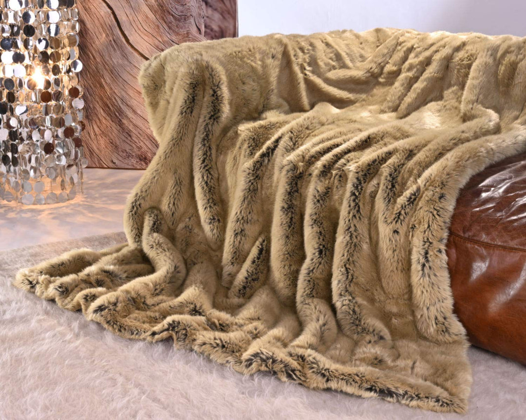 Wohnen & Accessoires GmbH & Co. KG Felldecke, Webpelzdecke Zobel Caramel 260x300 Felldecke 260x300cm