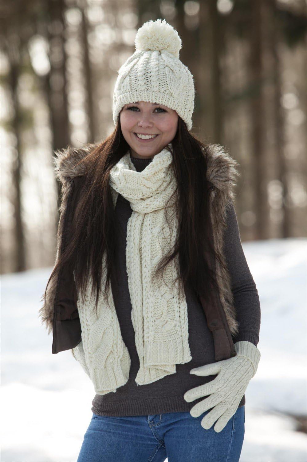 styleBREAKER Schal, Mütze und Handschuh Set, Zopfmuster Strickschal mit Bommelmütze und Handschuhe,