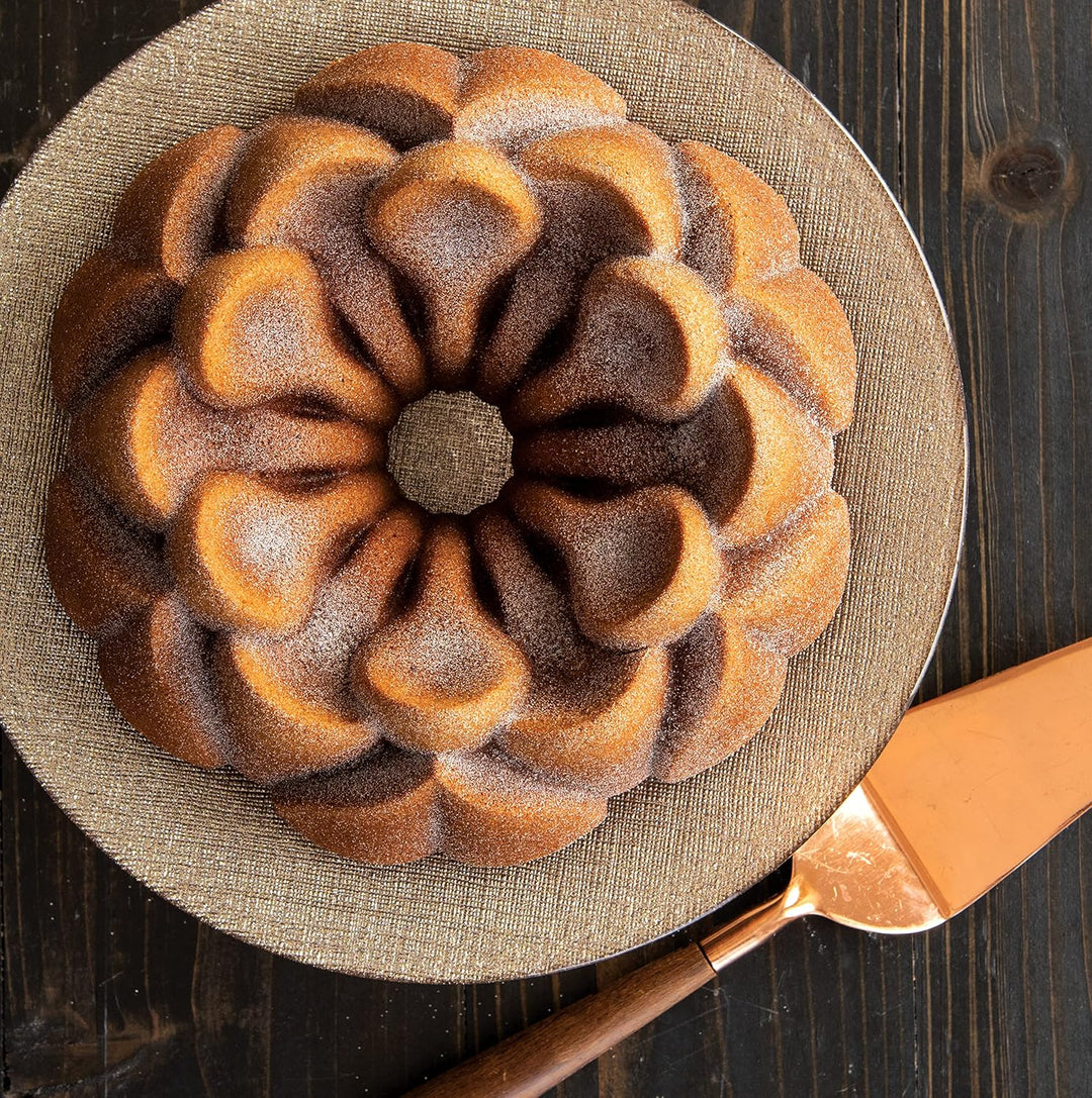 Nordic Ware Backform Magnolia Bundt Aluminium Gold, 25,1cm x 25,1cm, NW 93848 25,1cm Gold, 25,1cm Go