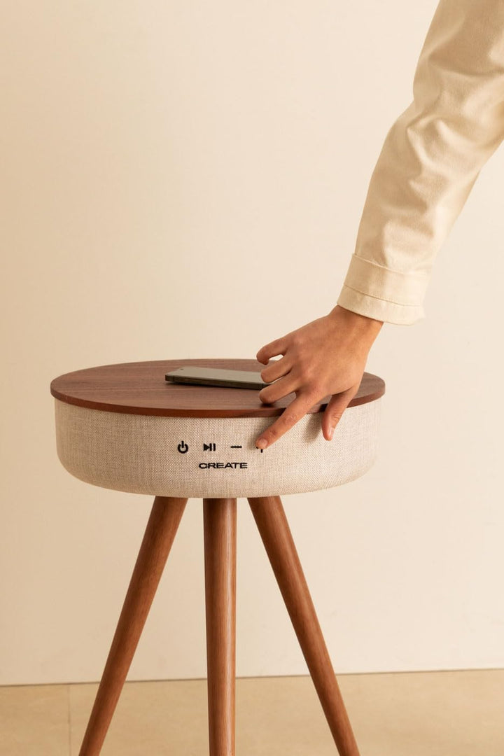 CREATE / Speaker Tisch/Tisch Lautsprecher aus dunklem Holz/Bluetooth und kabellosem Smartphone-Ladeg