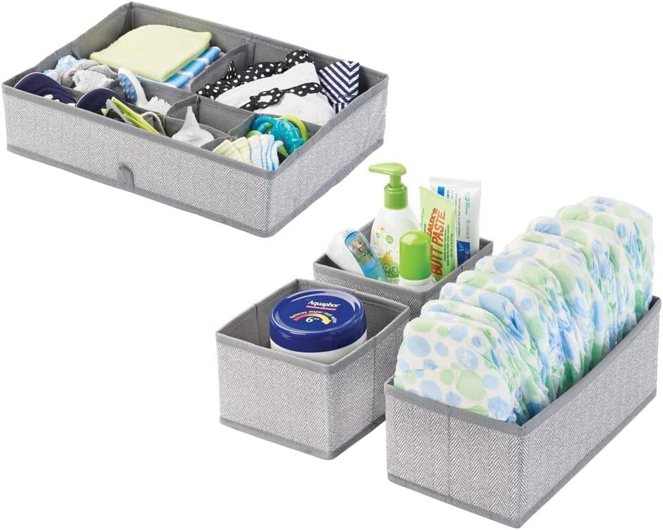 mDesign 2er-Set Kinderzimmer Aufbewahrungsbox aus Kunstfaser mit Fischgrätmuster – Stoff Aufbewahrun