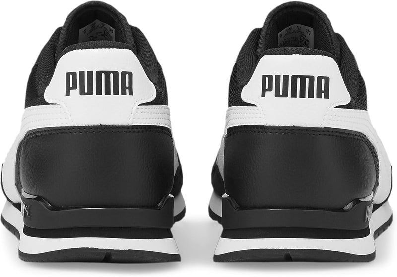 PUMA Unisex ST Runner v3 Mesh Sneaker, Black White, 40 EU