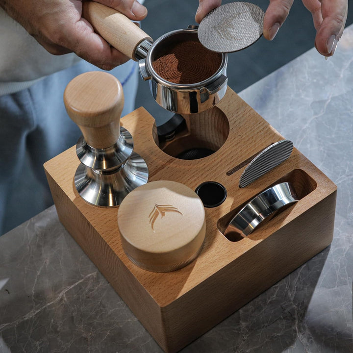 Espresso Tamperstation 58mm Buchenholz für E61, Gaggia, Rocket, Lelit, Profitec, ECM – 7-Fach Kaffee