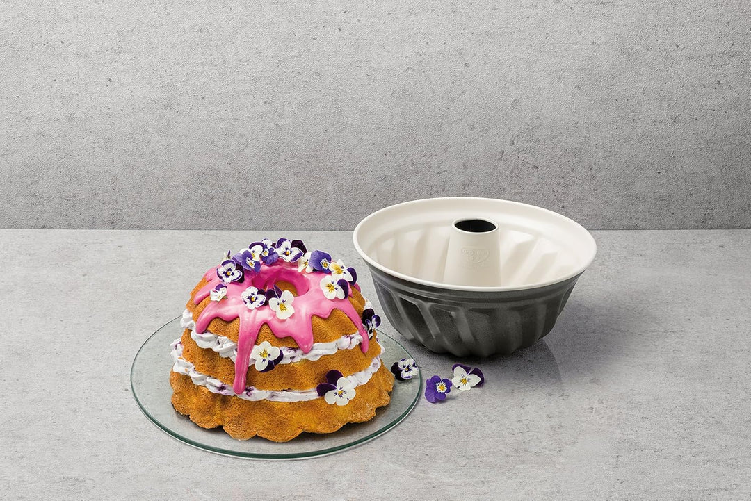 Dr. Oetker Gugelhupfform Ø 22 cm BACK-TREND, Backform für Gugelhupf, runde Bundform aus Stahl mit ke