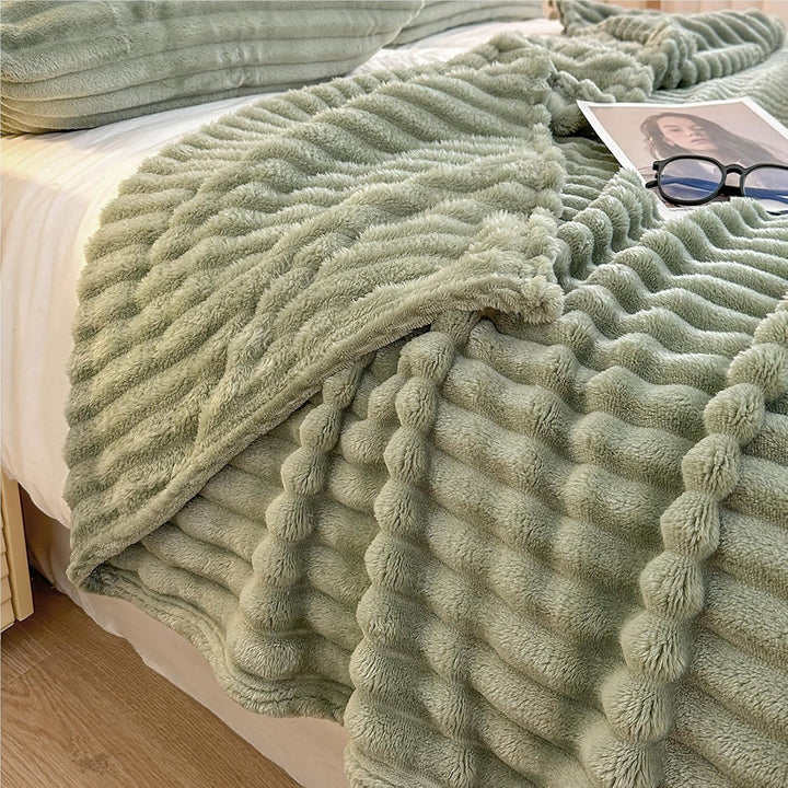 Kuscheldecke 200x230 cm - Warme Flausige Bettüberwurf Decke und Sofadecke Mama, Frauen und Freundin
