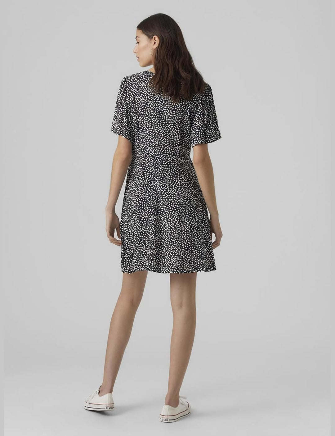 VERO MODA Damen Viskose Mini-Kleid Kurzarmkleid VMAlba M Black/Aop:joey Dot, M Black/Aop:joey Dot