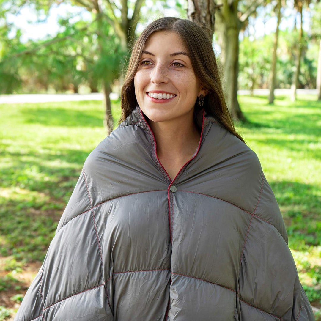 Get Out Gear Doppelt geschwollene Campingdecke – extra bauschig, verstaubar, leicht und warm, ideal