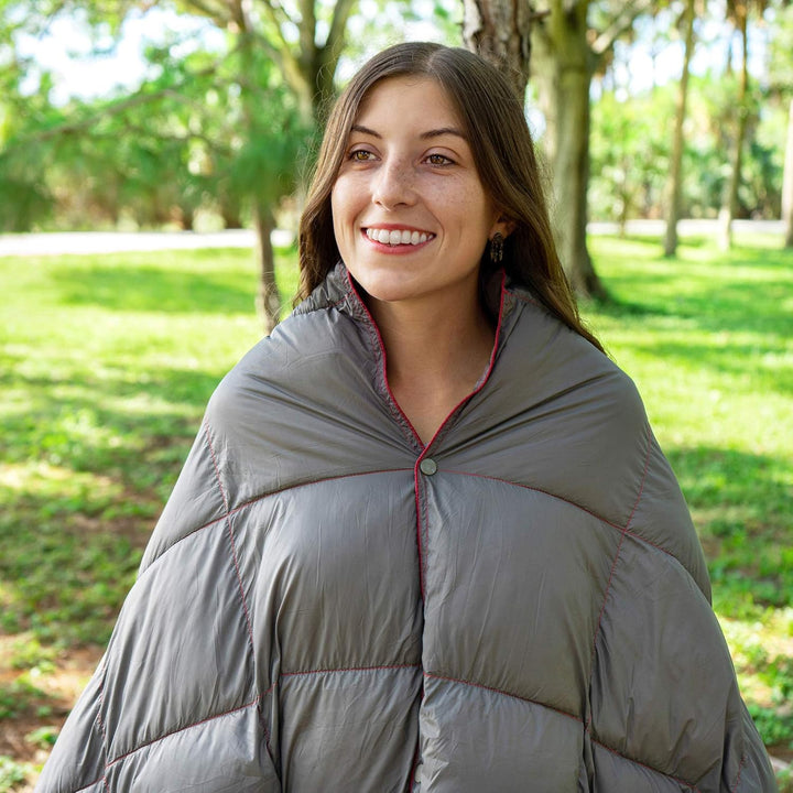 Get Out Gear Doppelt geschwollene Campingdecke – extra bauschig, verstaubar, leicht und warm, ideal