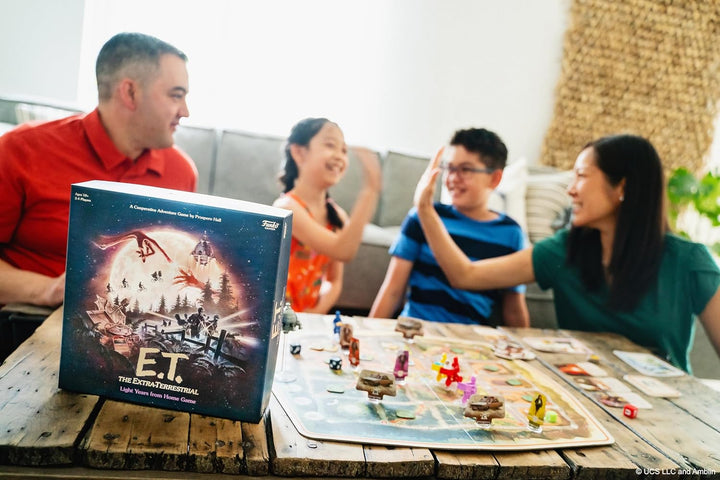 Funko Signature Games: E.T. Light Years from Home Game - French Französisch, Französisch