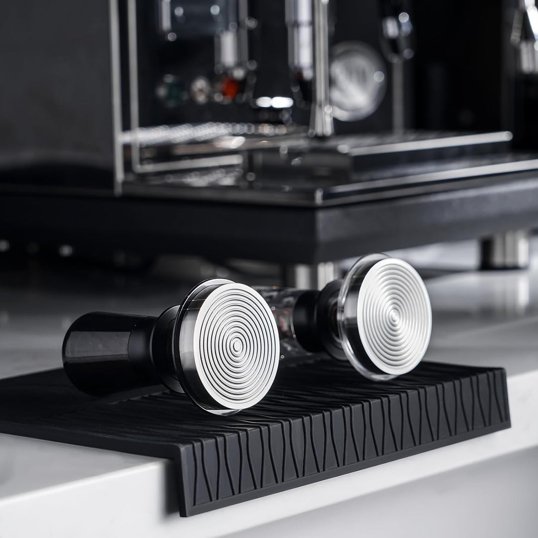IKAPE 58MM Kaffee Tamper für Espresso, Feder kalibriert Tamper mit semi-transparenten Design, Edelst