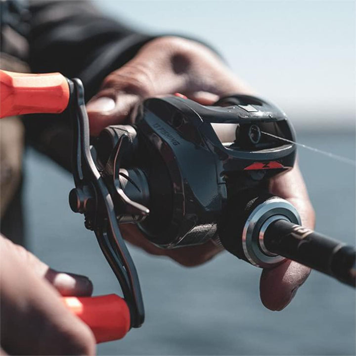 13 FISHING - Concept Z Slide - Baitcast-Rollen - inkl. Totenkopf-Kappe mit niedrigem Profil 200 Size