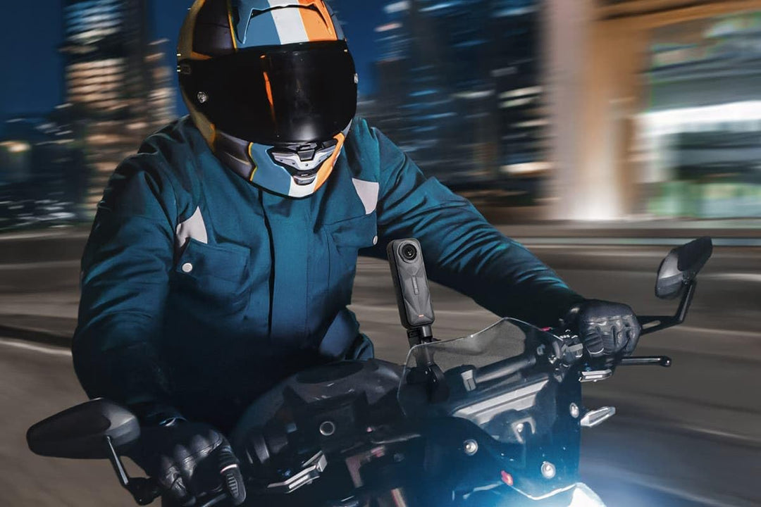 insta360 X5 Essentials Bundle – 8K wasserdichte 360°-Action-Kamera, geringe Helligkeit, unsichtbarer