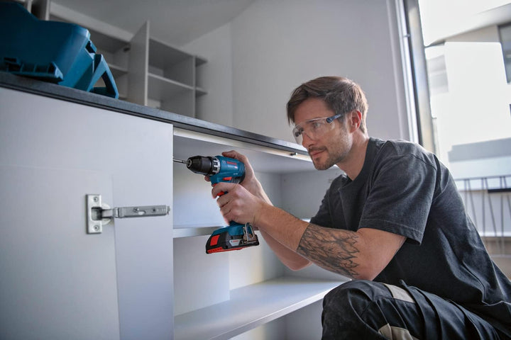Bosch Professional 18V System Akku Bohrschrauber GSR 18V-45 (Drehzahl 1.900 min⁻¹, inkl. 2x 2.0Ah Ak