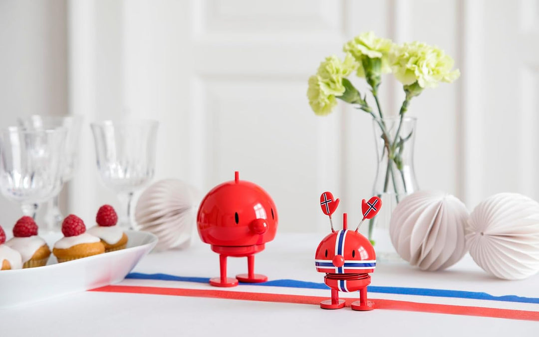 Hoptimist Bumble, Wackelfigur Deko Skandinavisch, Deko Wohnzimmer, Schreibtisch Deko, Büro Gadgets,