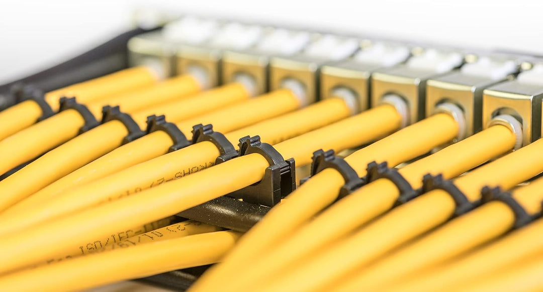 DIGITUS Netzwerkkabel Cat 7A – 100 m – S/FTP Simplex – BauPVO Dca Dca 100 m (Simplex), Dca 100 m (Si