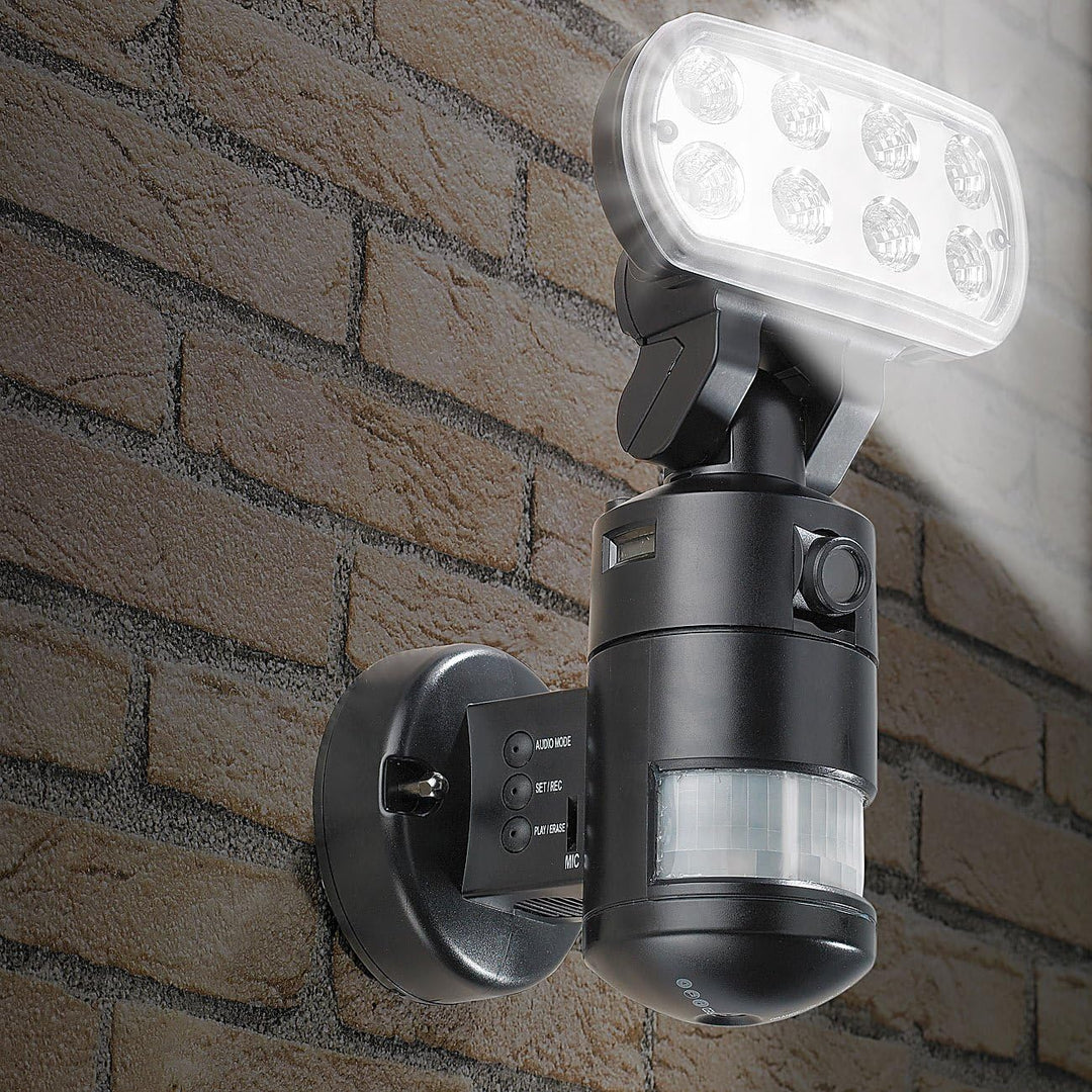 VisorTech LED Strahler mit Kamera: Überwachungskamera FLK-20, LED-Flutlicht, Bewegungsmelder, nachla