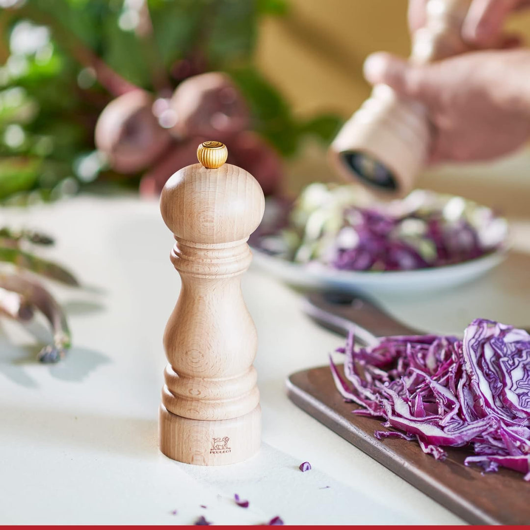 Peugeot Paris Manuelle Pfeffermühle, Klassische Mahlgradeinstellung, Höhe: 30 cm, Holz, Natur, 08704