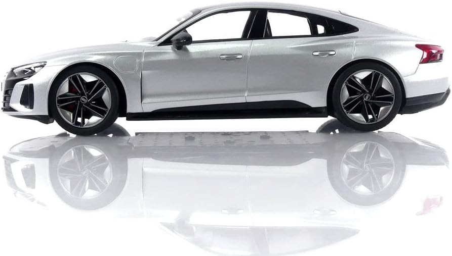 Norev kompatibel mit Audi RS E-tron GT 2021 Silber Modellauto 1:18