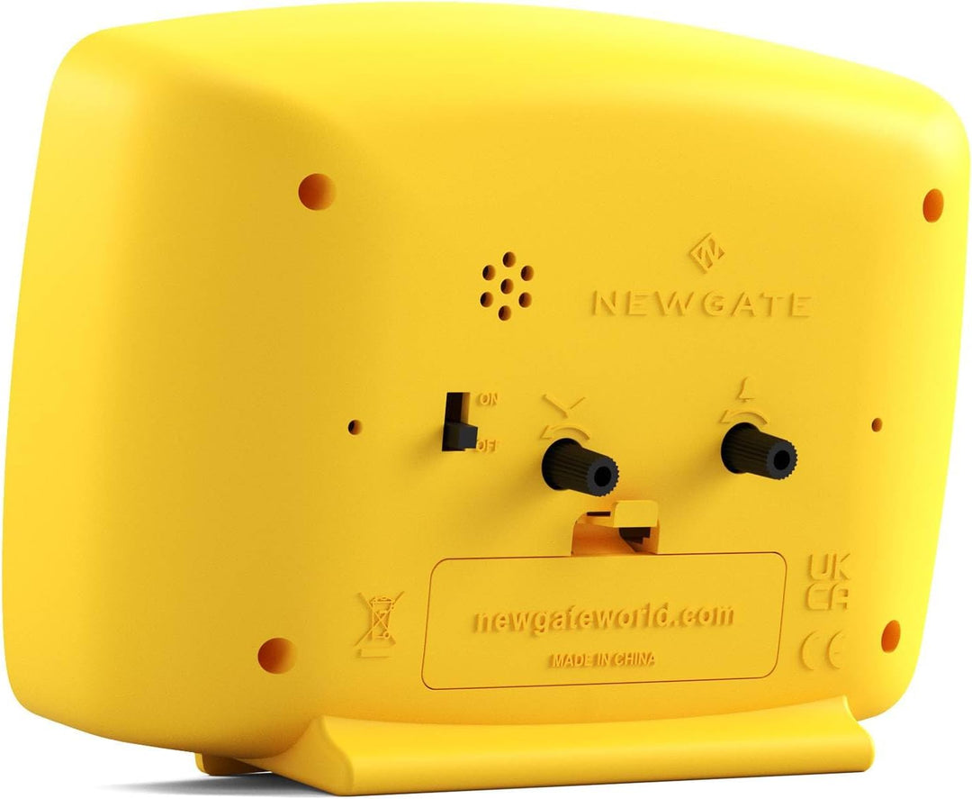 NEWGATE® Brooklyn Wecker | Rechteckiges Retro-Design | Zitrusgelb | Ideal für Nachttisch, Schreibtis