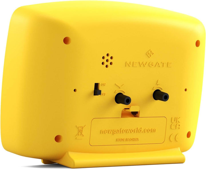 NEWGATE® Brooklyn Wecker | Rechteckiges Retro-Design | Zitrusgelb | Ideal für Nachttisch, Schreibtis