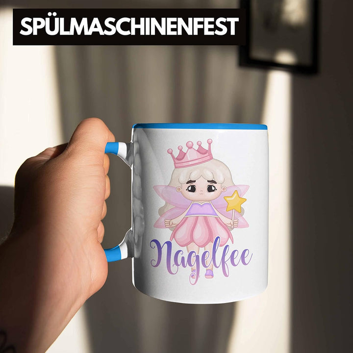 Trendation - Nagel-Fee Tasse Geschenk Nagelstudio Mitarbeiterin Gel-Nägel Spruch Süsse Grafik (Blau)