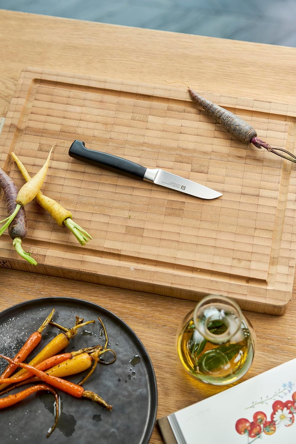 ZWILLING Vier Sterne Gemüsemesser, Klingenlänge 8 cm, Rostfreier Spezialstahl, Ergonomischer Kunstst