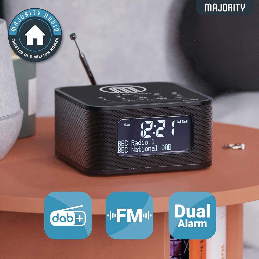 MAJORITY Knapton | Nachttischradio mit Bluetooth | 15W kabelloses Laden & USB-Laden | DAB+ und FM |