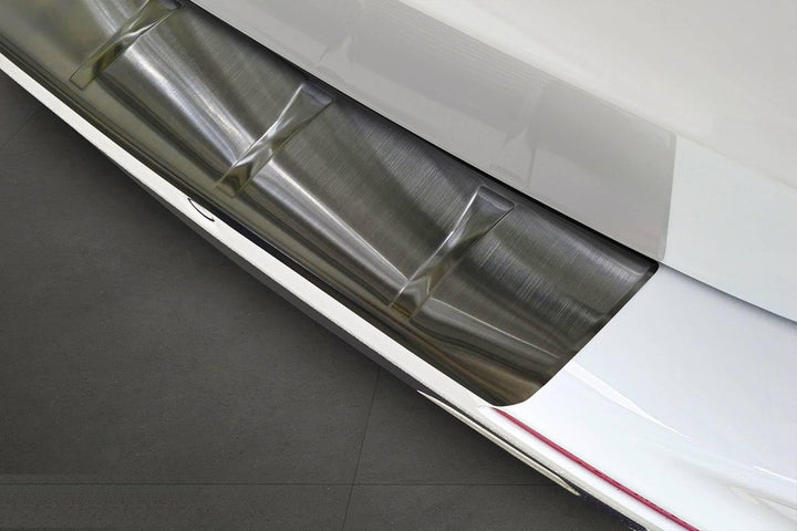 Ladekantenschutz aus Edelstahl in anthrazit mit 3D Abkantung passend für Mercedes E-Klasse T-Modell