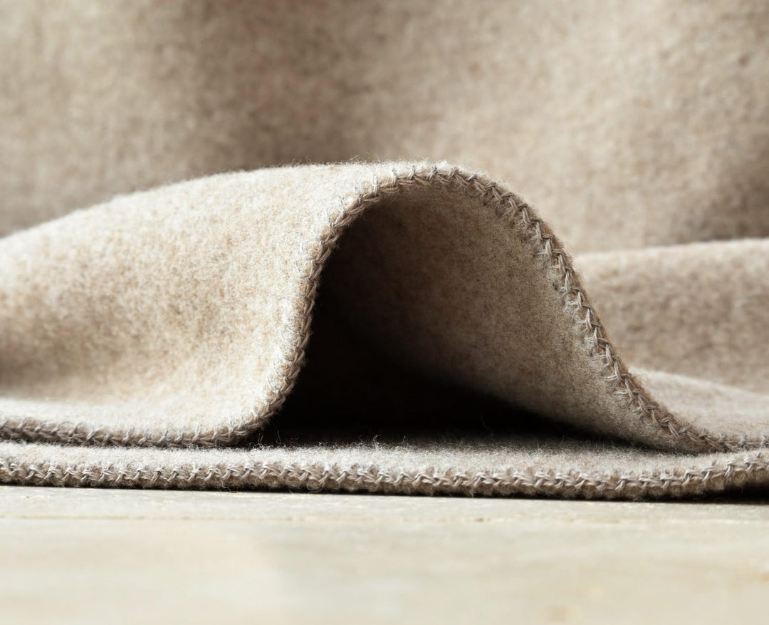 Warme Kuscheldecke Wolldecke Naturalana Doubleface Sofadecke Couchdecke Wohndecke - 100% Schurwolle