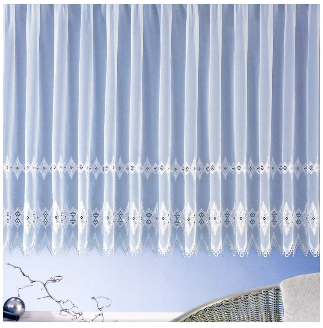 heimtexland ® Store Gardine Macramée Stickerei Borte Kräuselband Vorhang transparent Typ122 Höhe 243