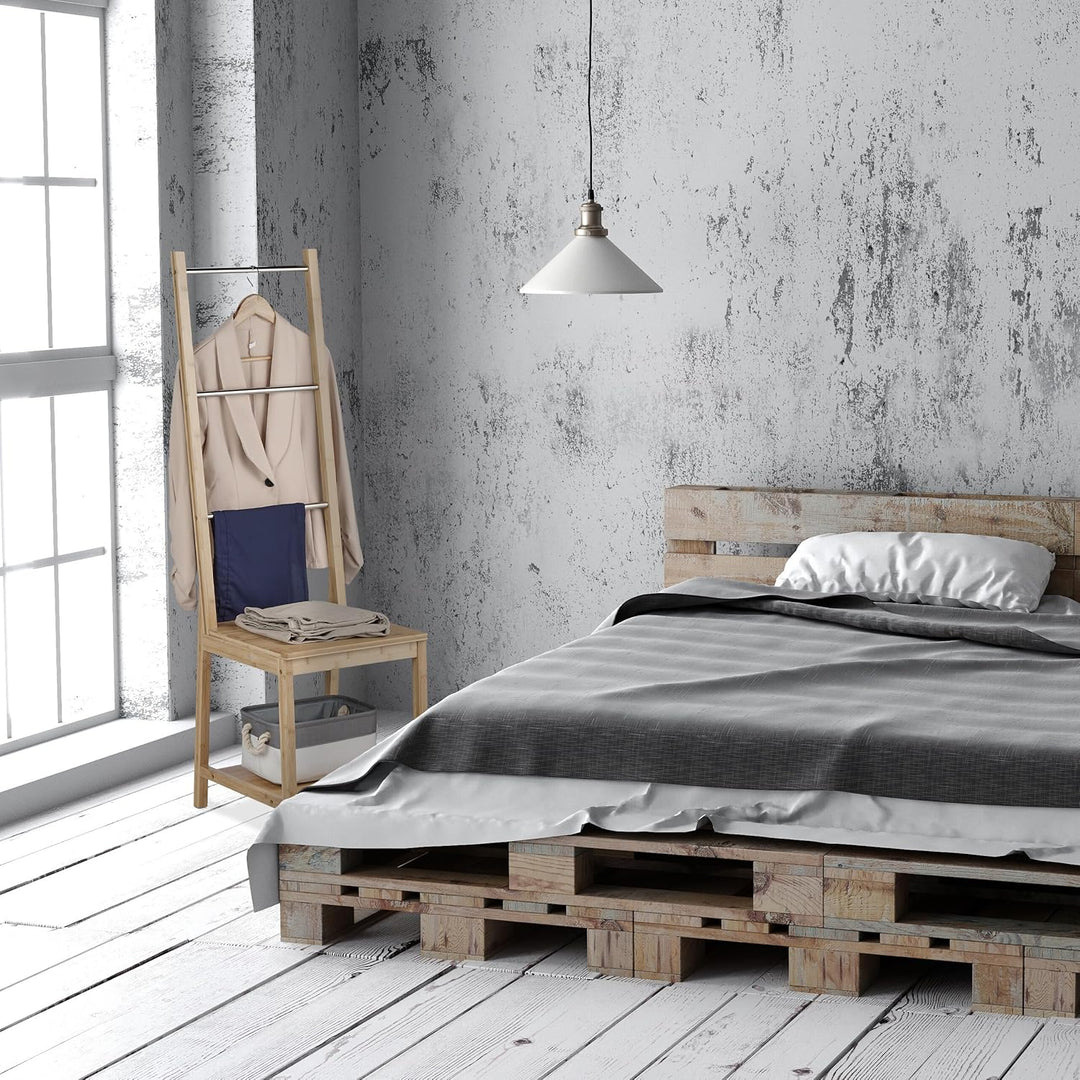 Relaxdays Herrendiener mit Ablage, Bambus, Edelstahl, HBT: 133 x 40 x 42 cm, Kleiderstuhl, Handtuchs